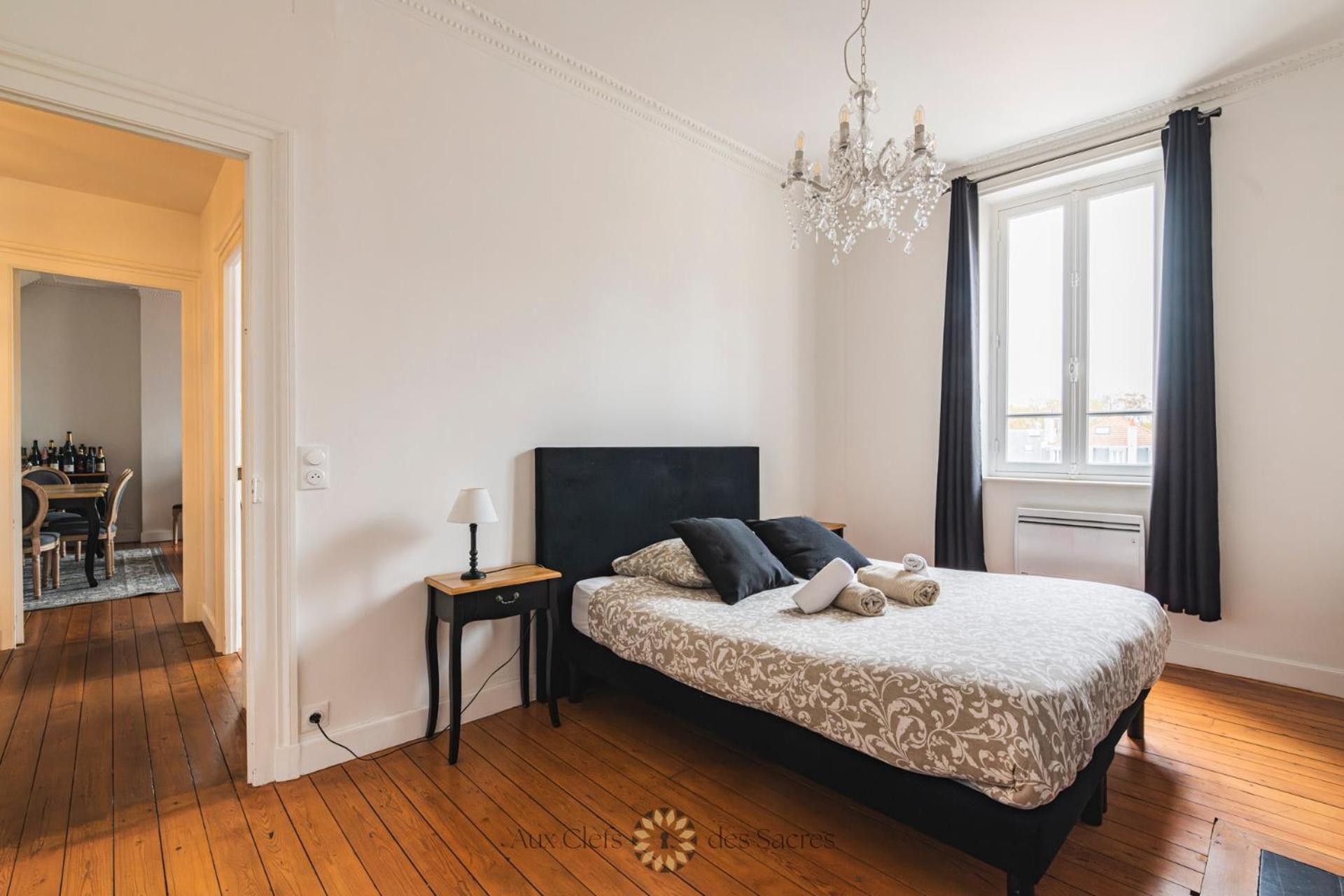 L'Hotel Des Ventes Reims Chativesle ภายนอก รูปภาพ