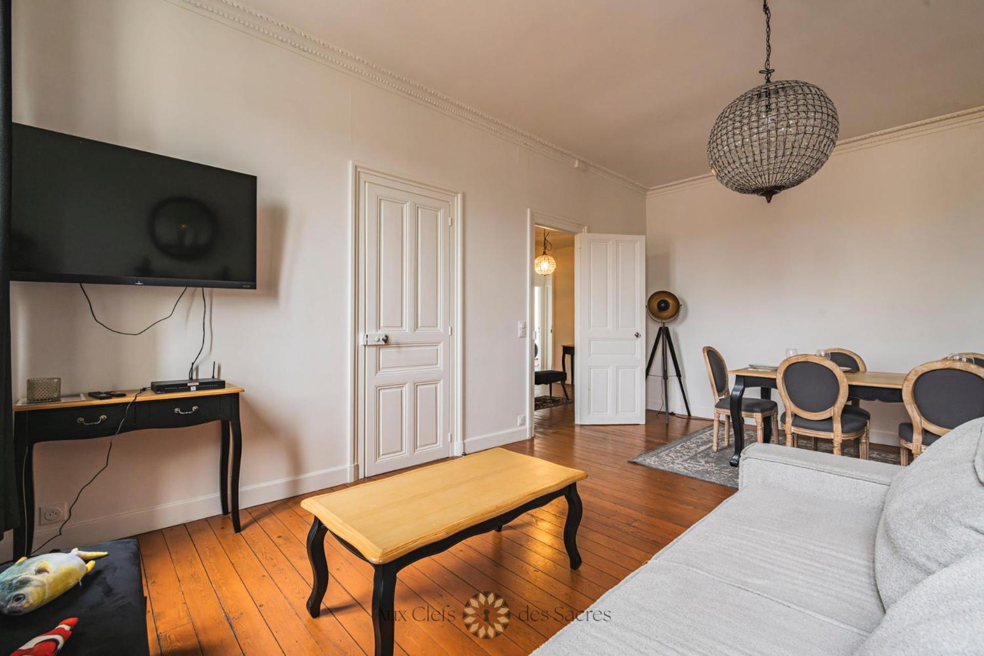 L'Hotel Des Ventes Reims Chativesle ภายนอก รูปภาพ